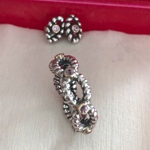 Pandora: Her Majesty Pink Sapphire ring-earrings